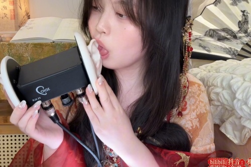 国外asmR配眼镜，温润治愈的视觉与空间美学解析