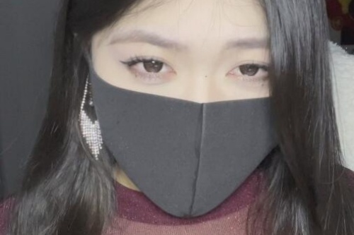 陪伴与音符,直播间里的一场温情与争执