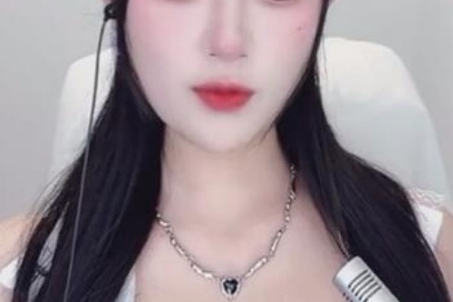 在感知与情感的交织中，停火的温暖与治愈